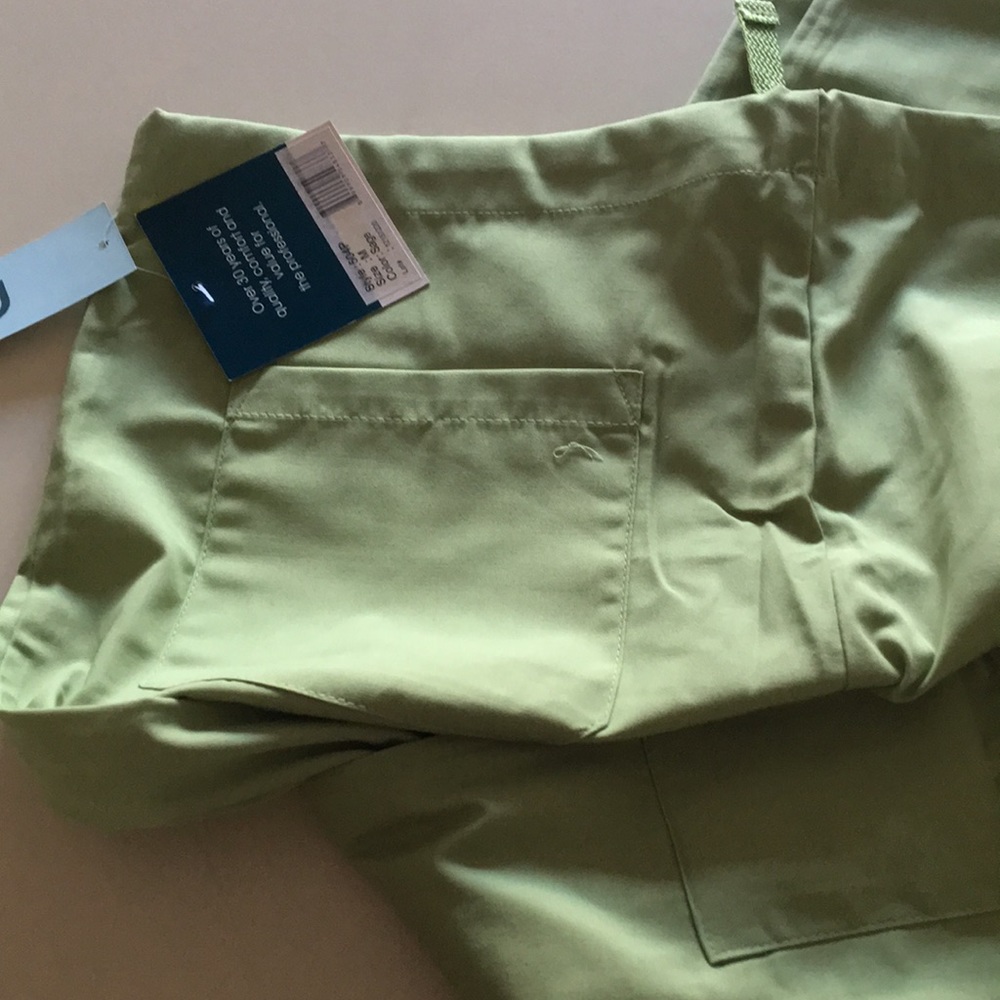 Medical Uniform Scrub Set MDP - Picture 7 of 8